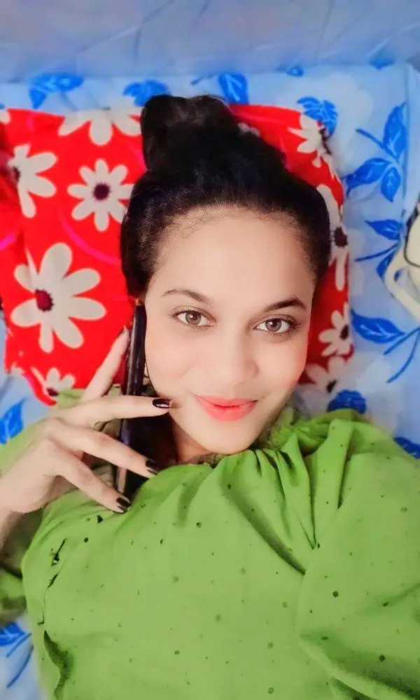 Riya Mumbai escort girl profile